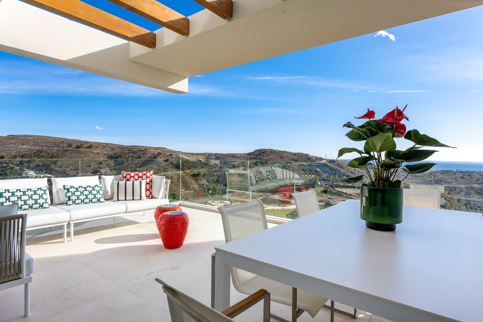 Marbella Club Hills: Exclusieve Appartementen & Penthouses