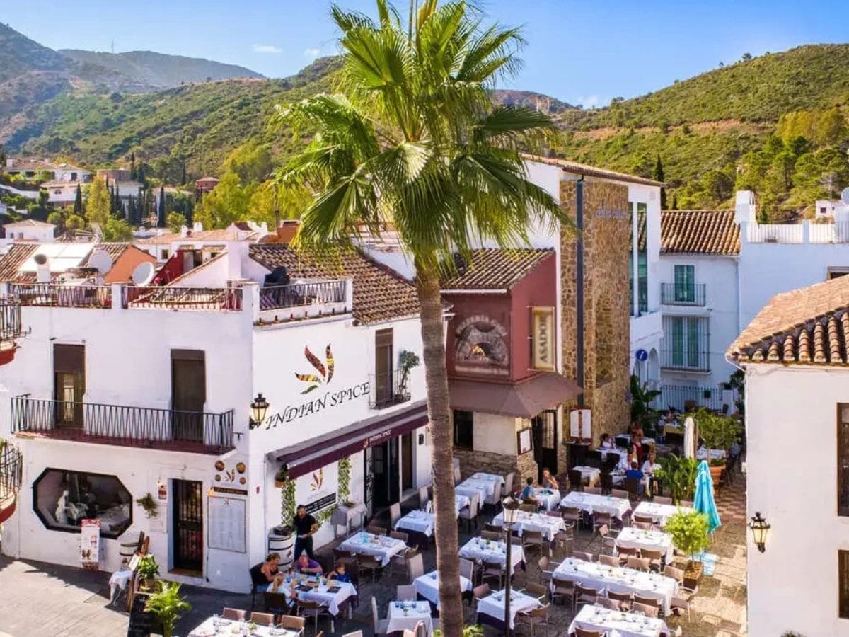 Restaurant Benahavís dorp -Historisch centrum van Benahavís dorp in Andalusië