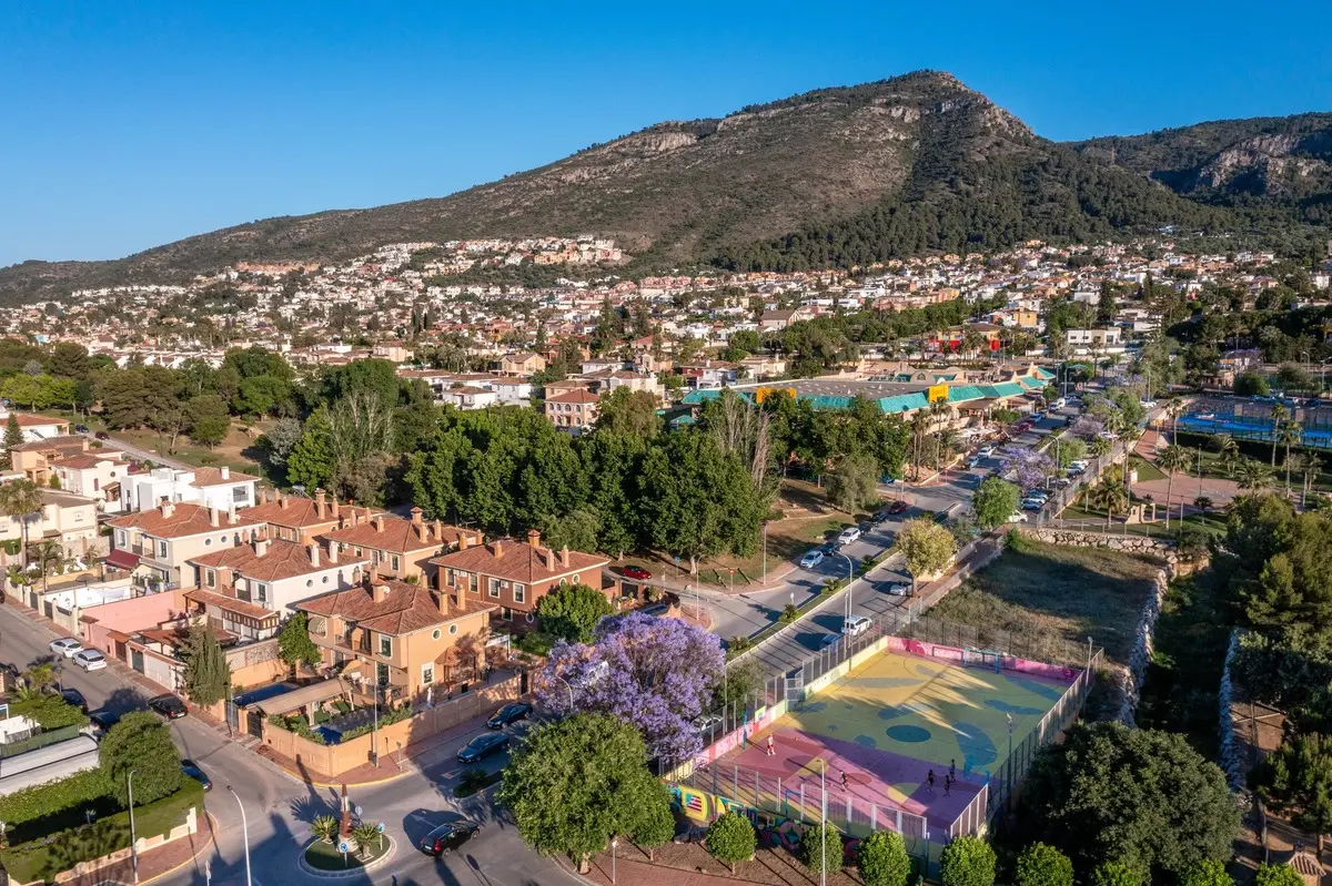 ALHAURÍN DE LA TORRE Residentieel met snelle verbinding naar Málaga