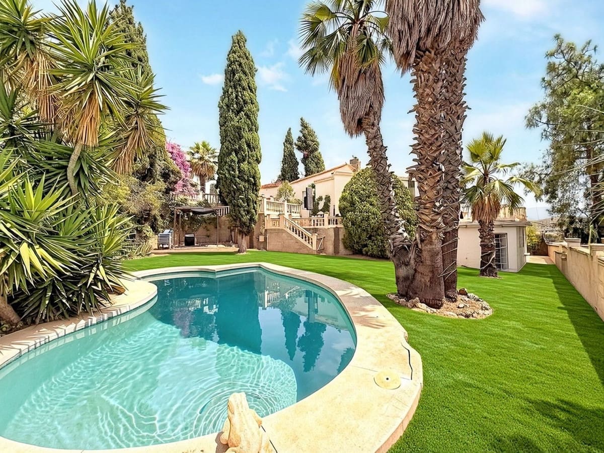 El Atabal, Málaga Ciudad, Málaga