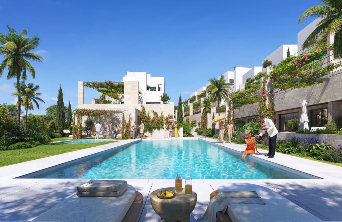 New-Construction Apartments on the New Golden Mile – MDR-1093