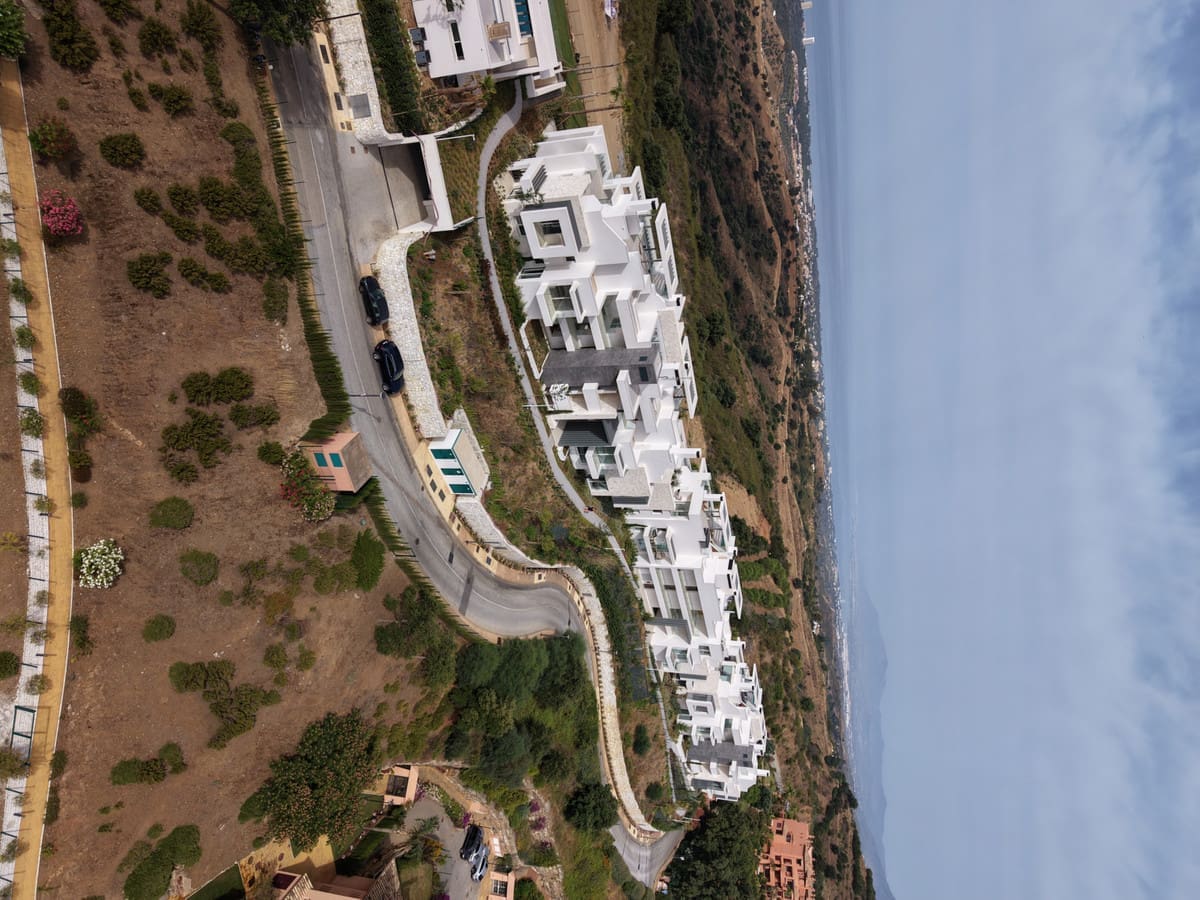 New-Construction Apartments in Ojén – MDR-1222