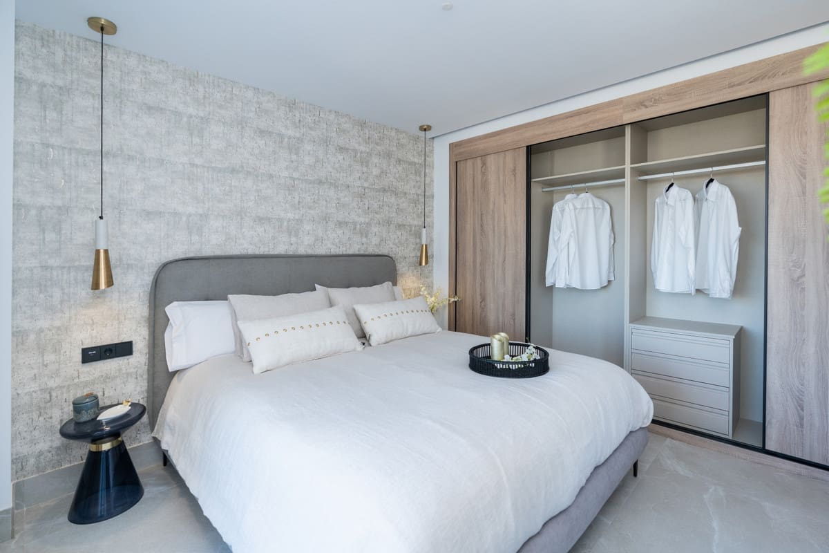 New-Construction Apartments in Istu00e1n – MDR-1074