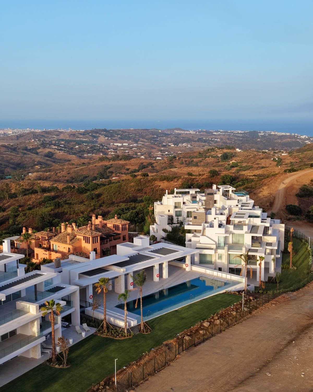 New-Construction Apartments in Ojén – MDR-1222