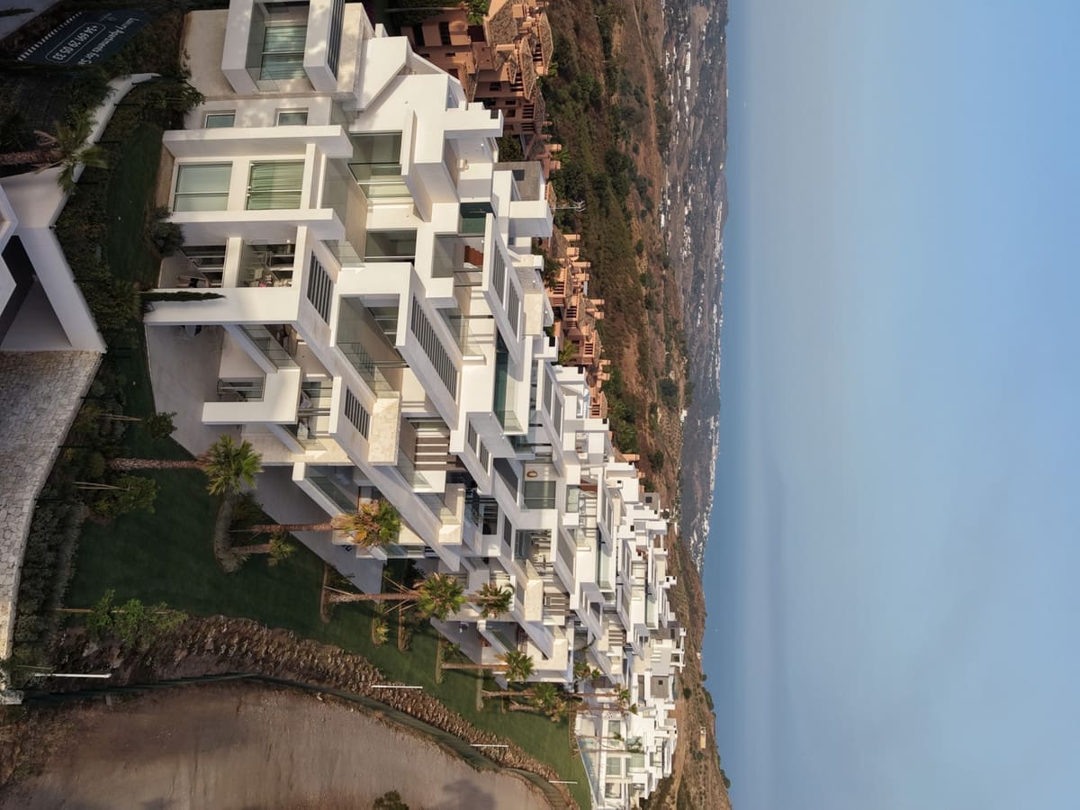 New-Construction Apartments in Ojén – MDR-1222