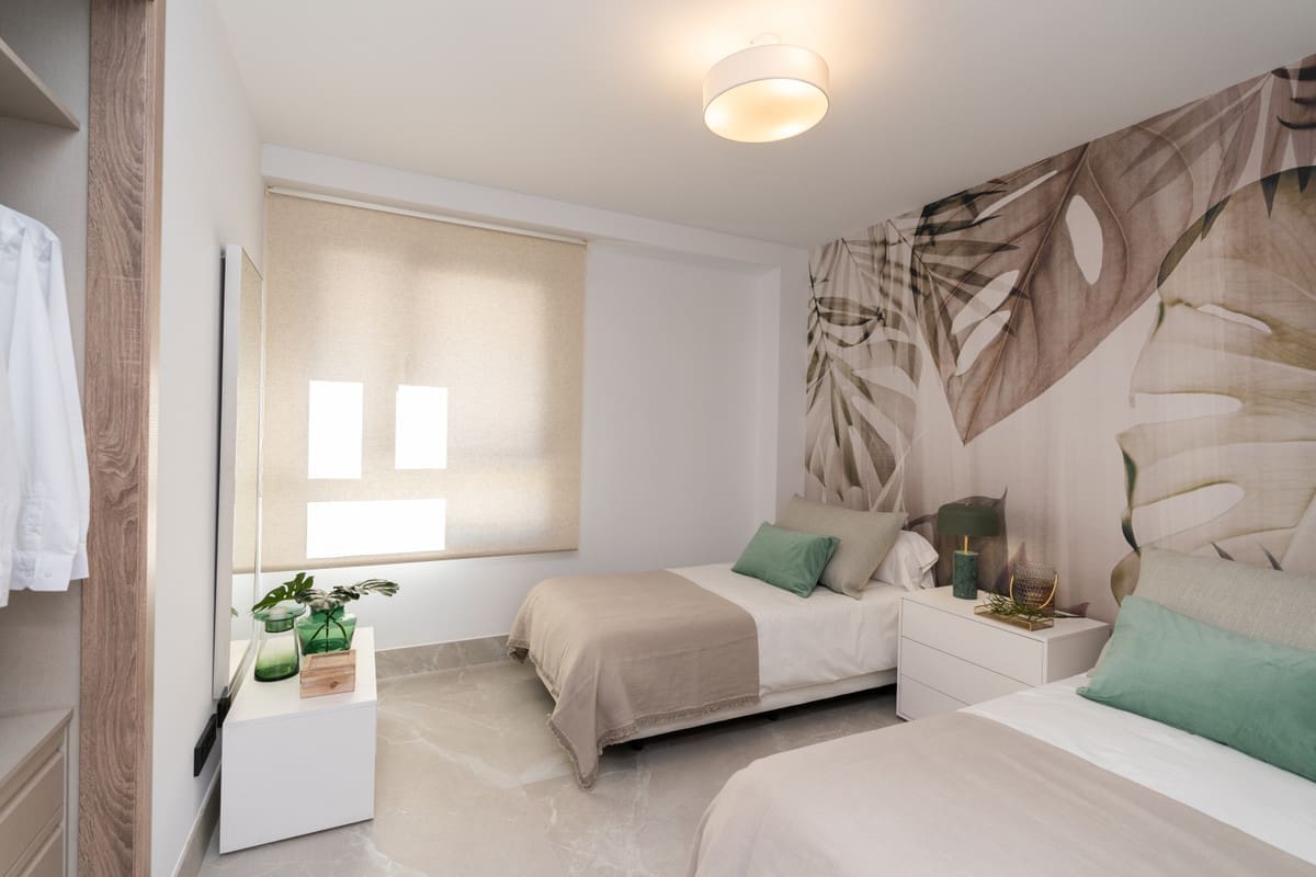 New-Construction Apartments in Istu00e1n – MDR-1074