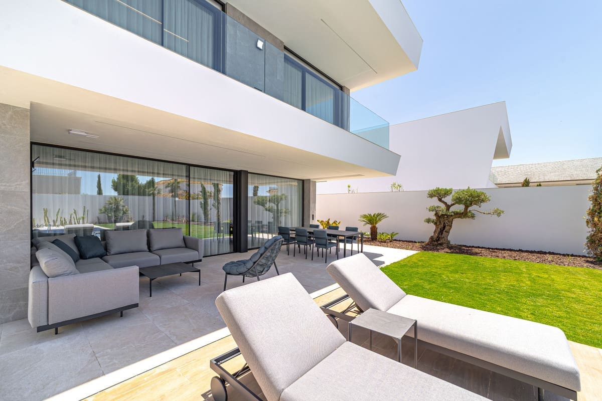 New Construction in San Pedro de Alcántara – R5018266