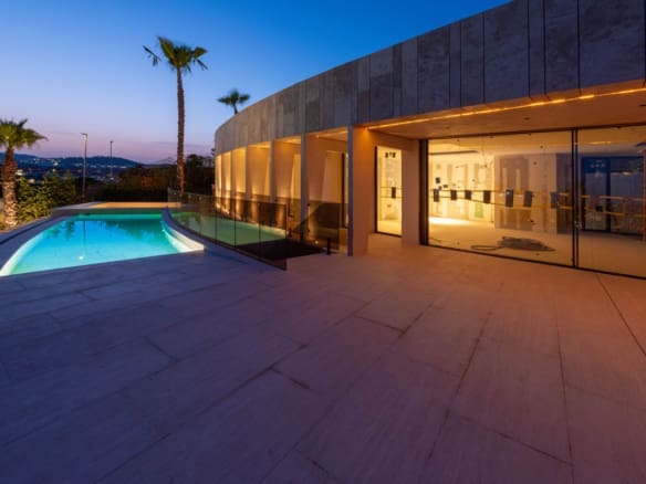 Nieuwbouwvilla in Casares – MDR-1381