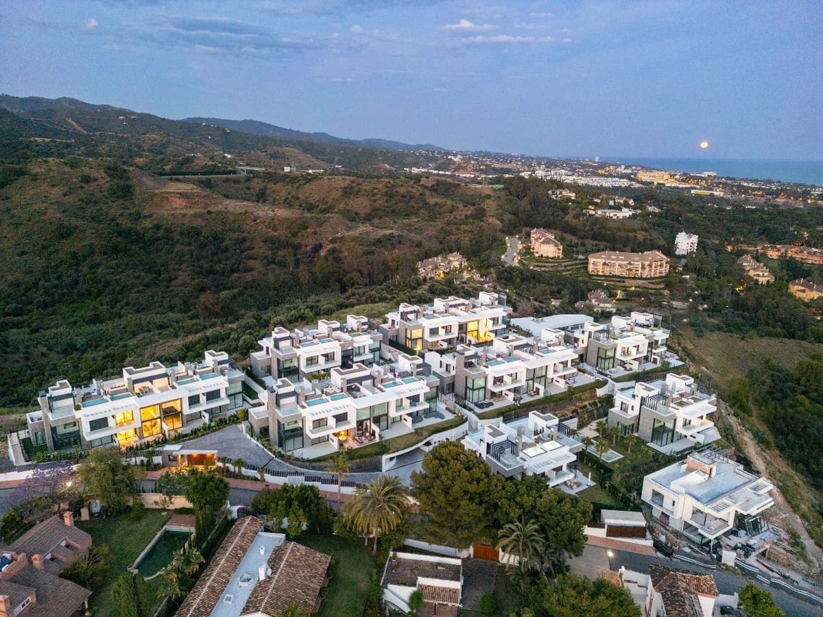 Nieuwbouw in Marbella – R4851493