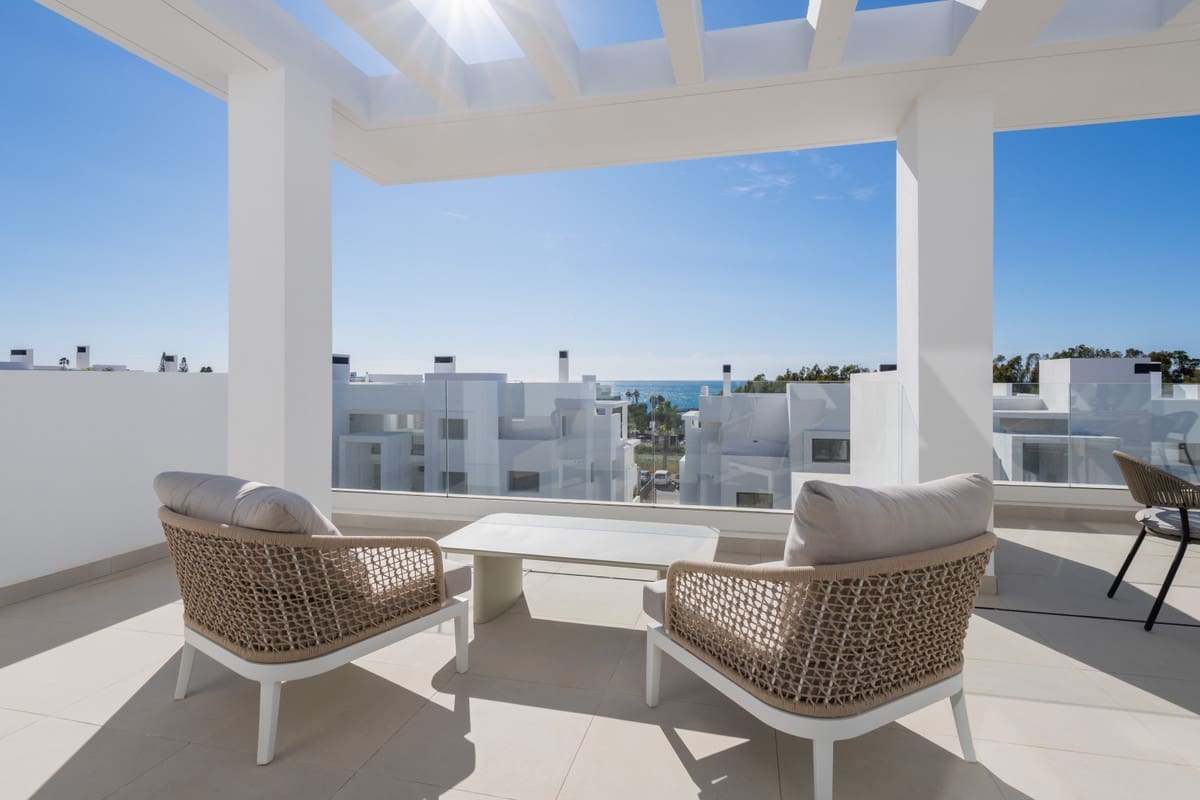 Nieuwbouwappartement op de bovenste verdieping in Estepona – MDR-1171