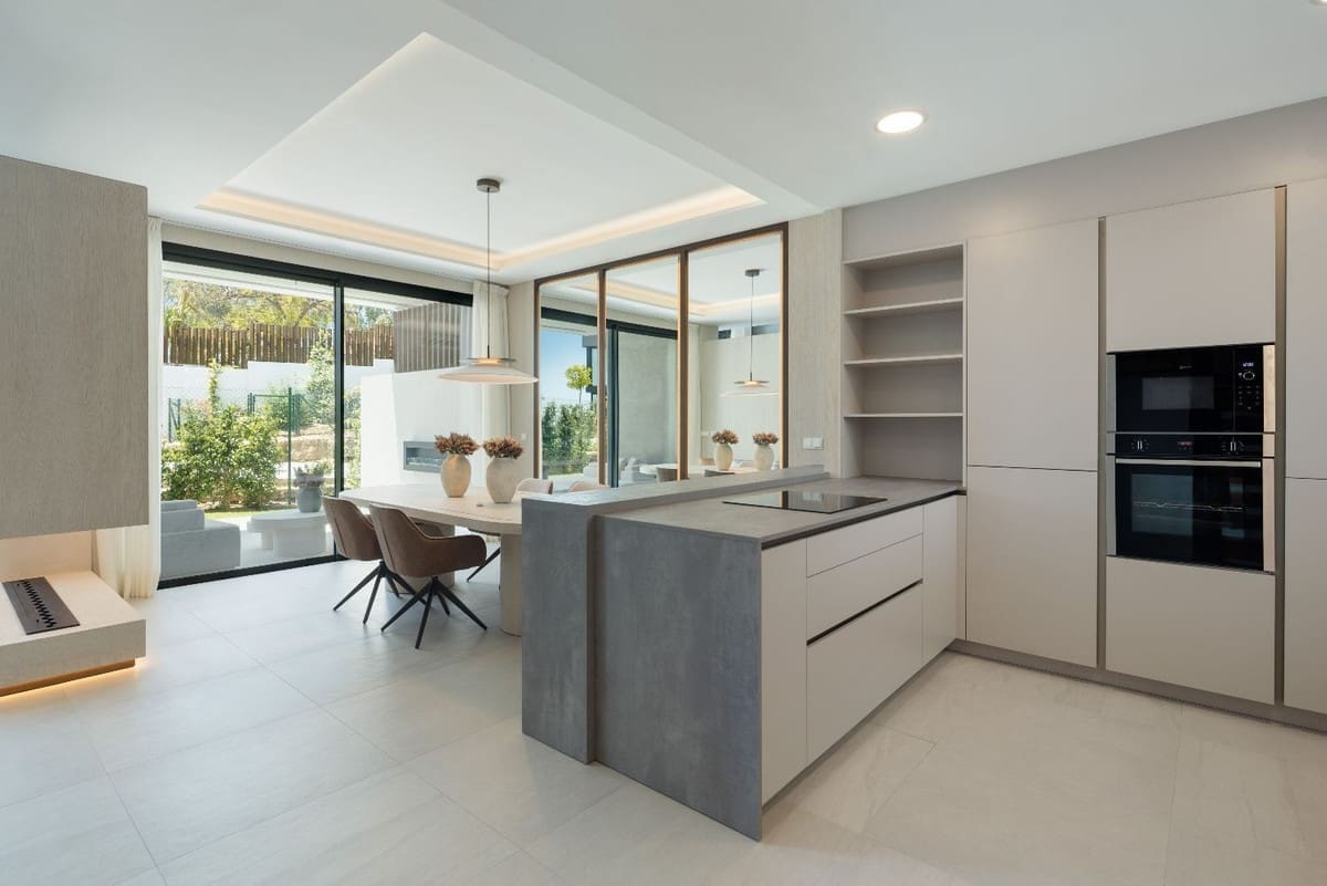 Nieuwbouw in Marbella – R4851493