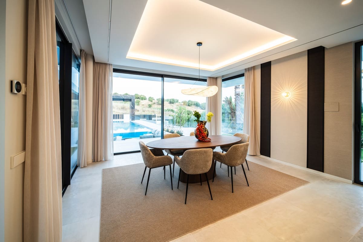 Nieuwbouwvilla in El Paraiso – MDR-1426