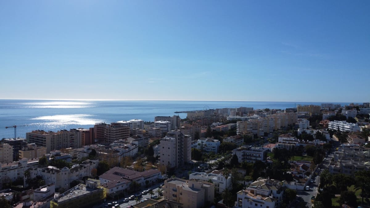 Nieuwbouwappartement op de tussenverdieping in Torremolinos – MDR-1114