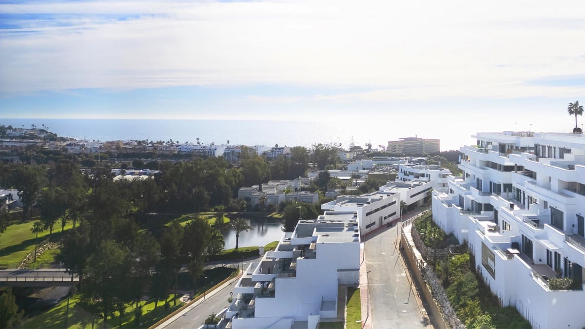 Nieuwbouwappartement op de bovenste verdieping in La Cala de Mijas – MDR-1156