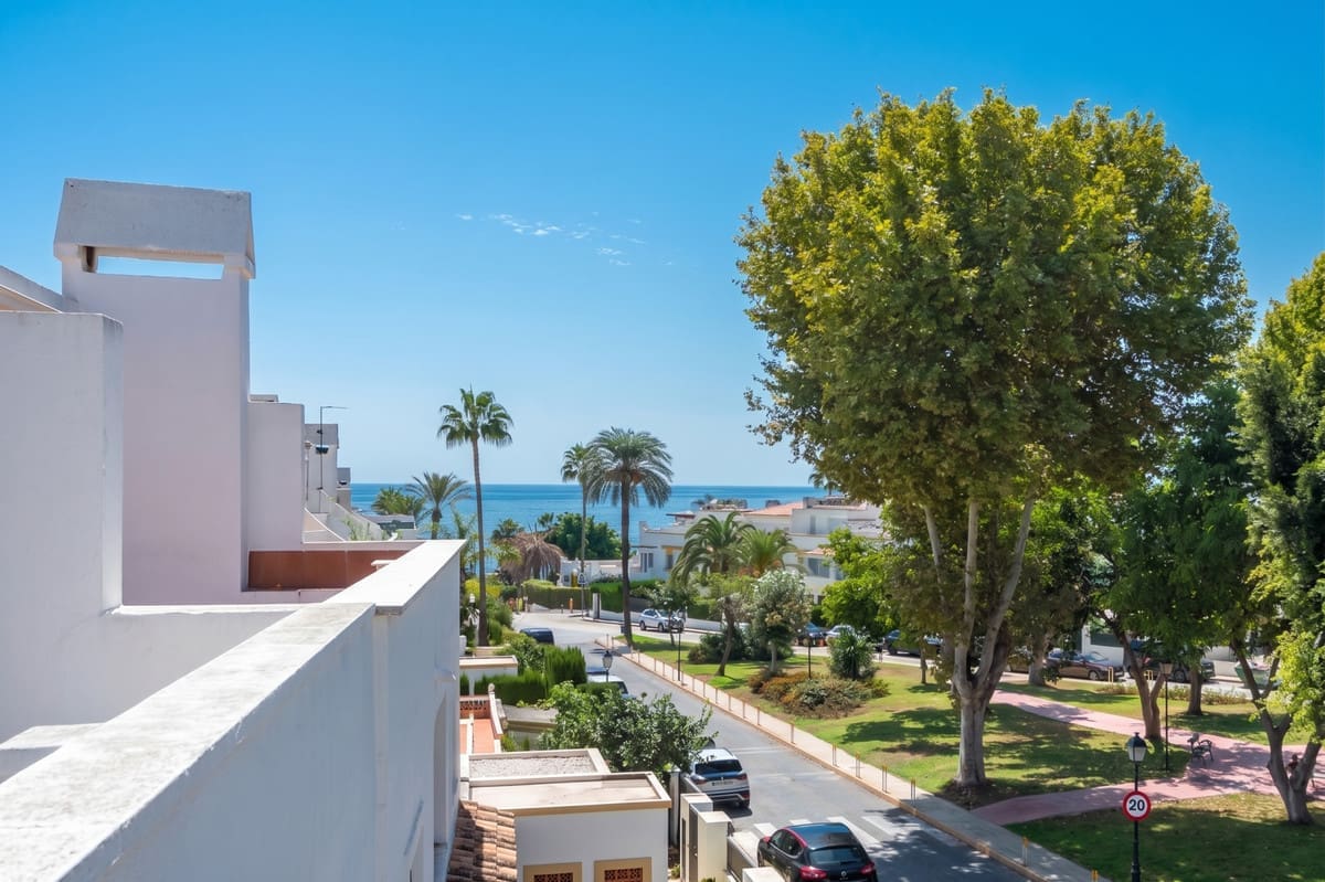 The Golden Mile, Costa del Sol, Málaga