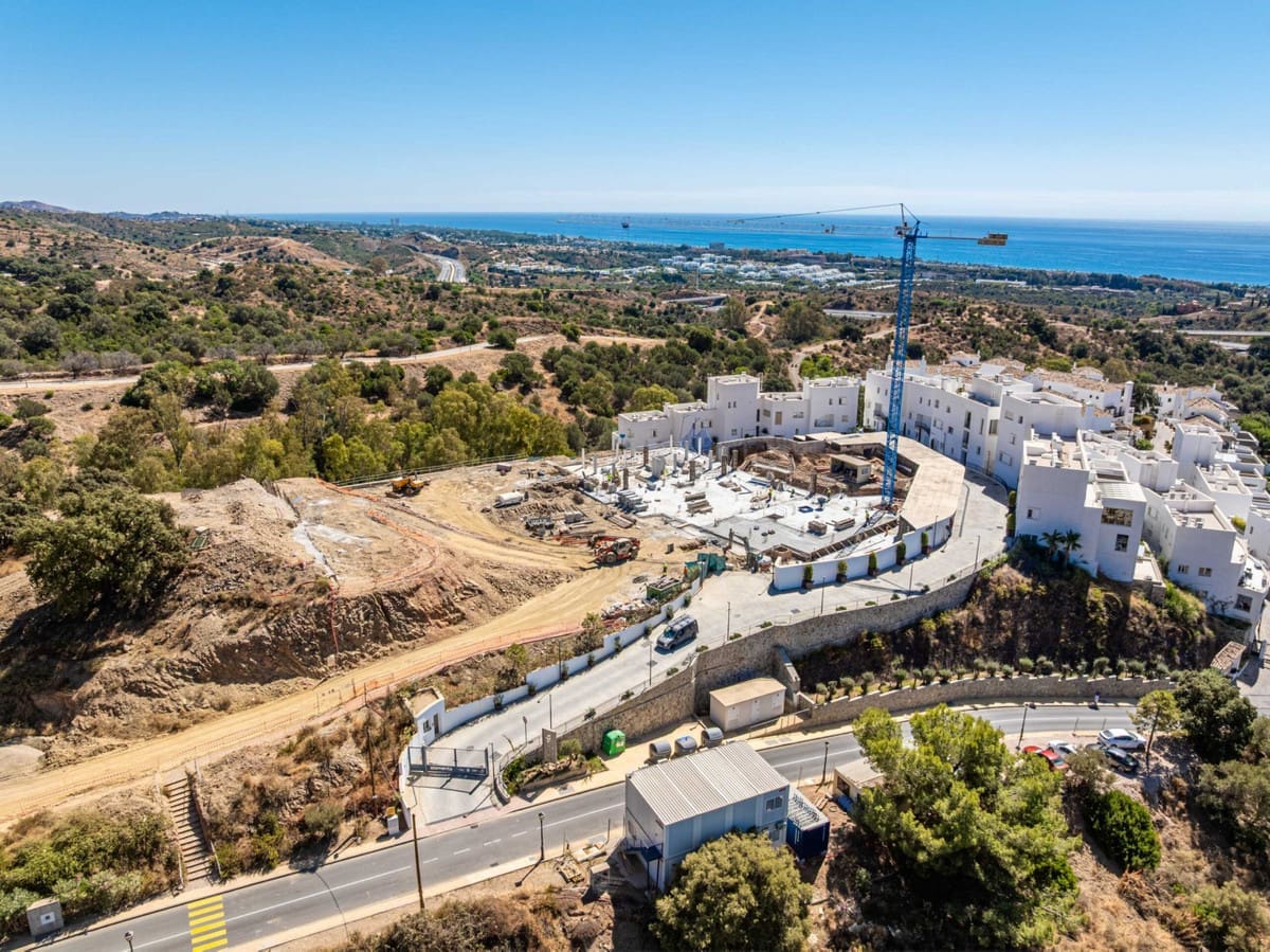Nieuwbouwappartement op de tussenverdieping in Marbella – MDR-1126