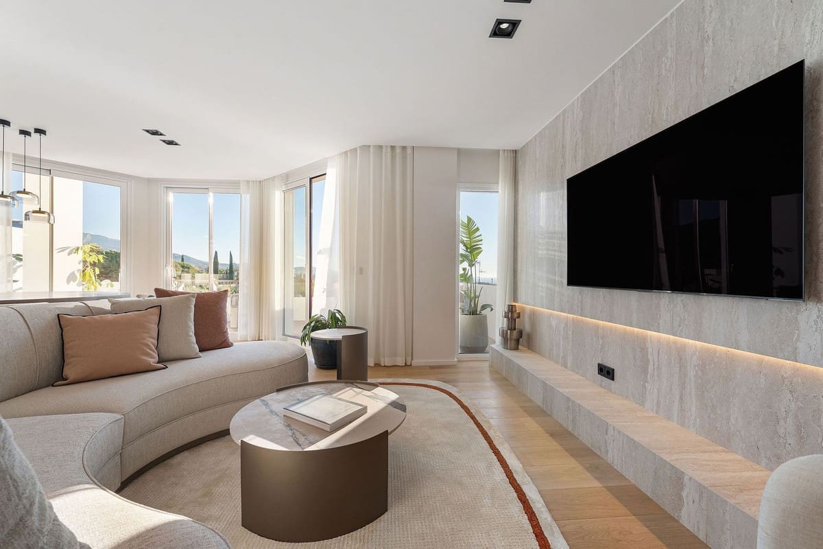 The Golden Mile, Costa del Sol, Málaga